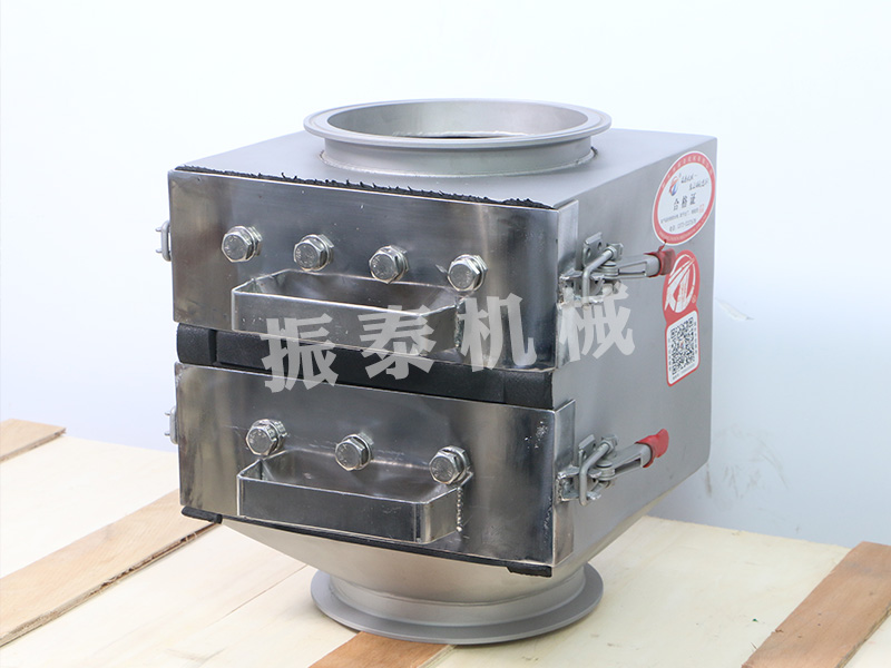 寧波DN150-7抽屜式除鐵器生產(chǎn)已完成，驗收合格準(zhǔn)備發(fā)貨！